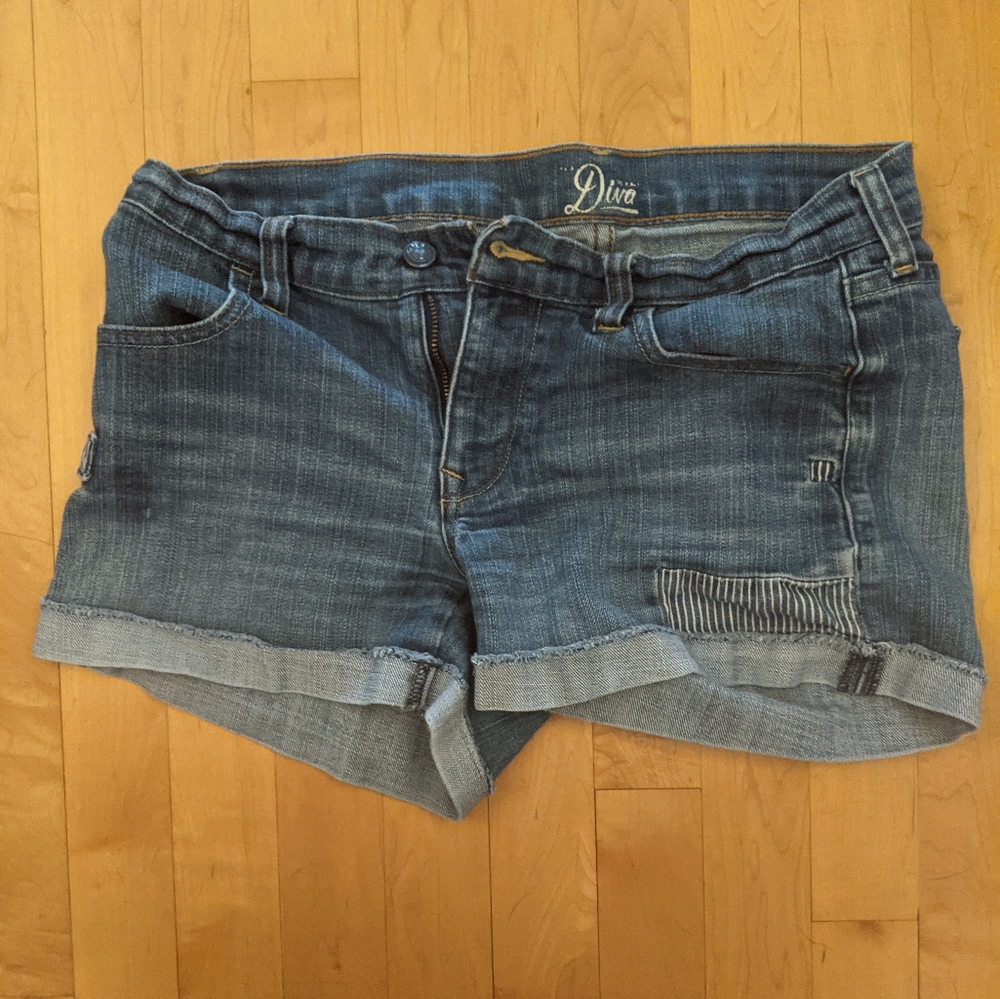 Old Navy Diva Jean Shorts Size 8
